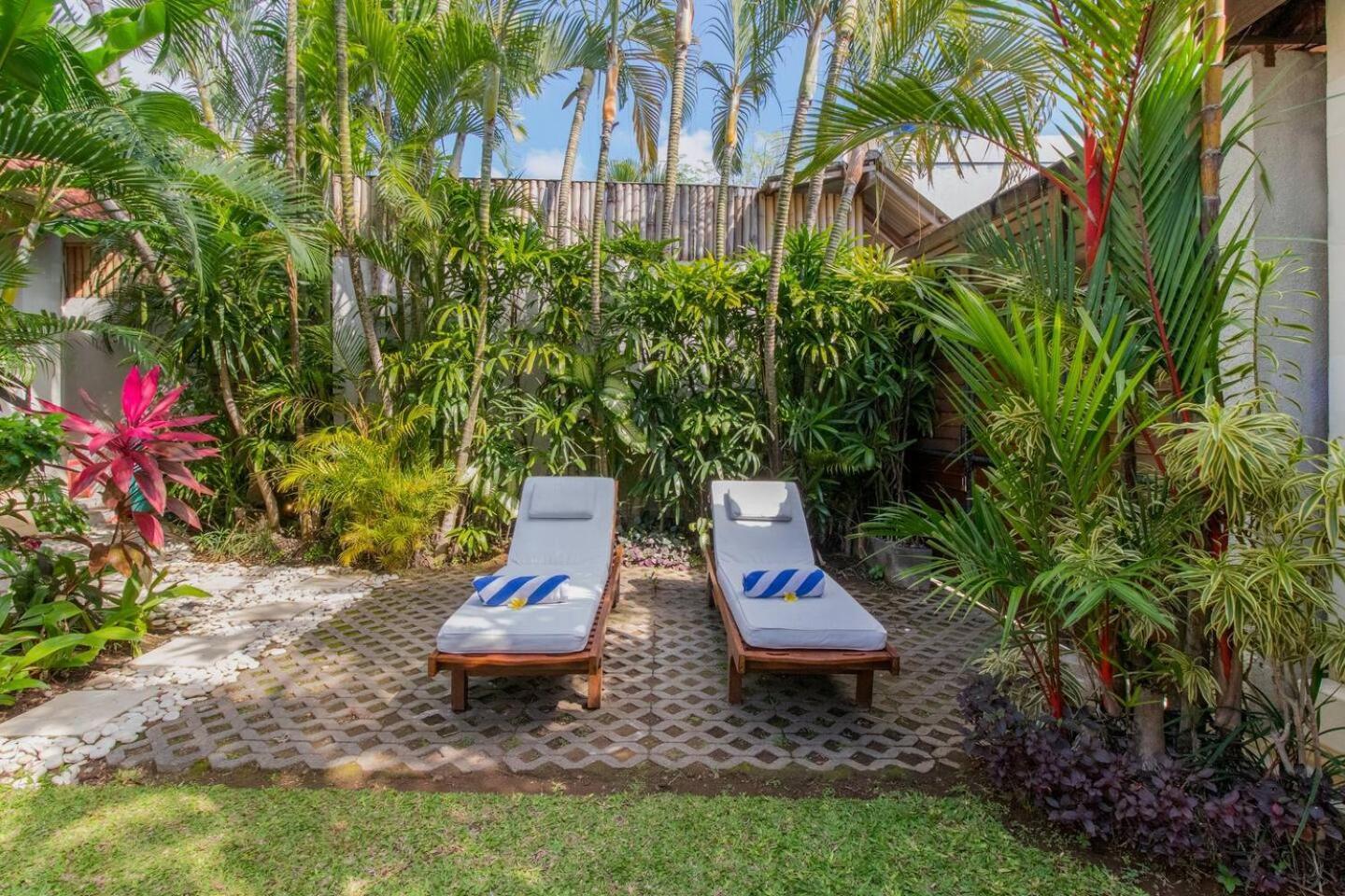 Heart Of Seminyak, 2Br, Sleeps 4, Walk To Bintang Villa Exterior foto